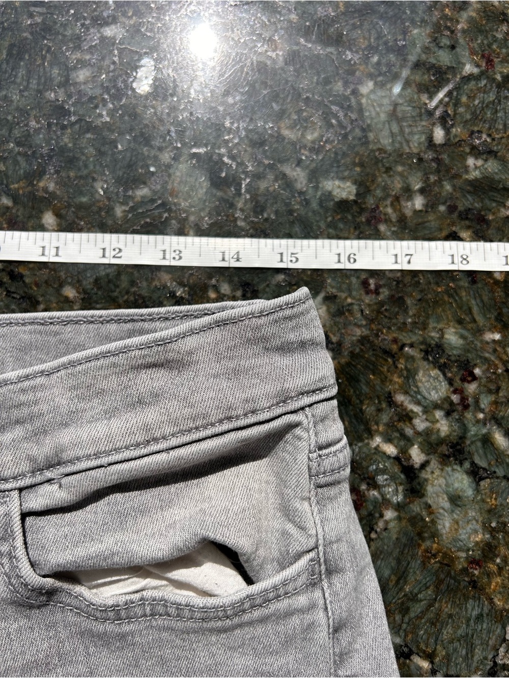 Joe’s Jeans Athena Wide Leg Ankle Raw Hem Light Grey Jeans. EUC. 32. Stretchy - Picture 8 of 10